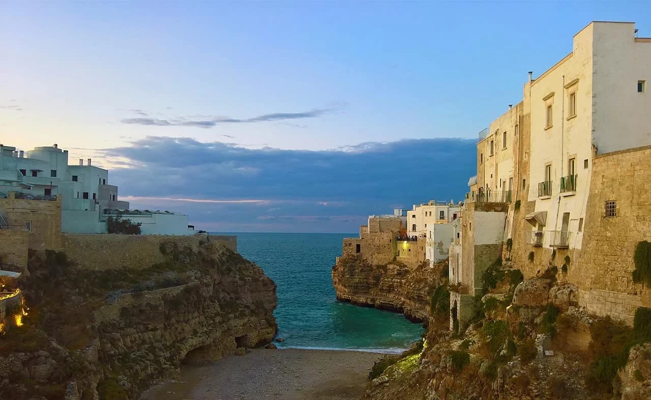 puglia-in-bici-tra-i-trulli-e-il-mare