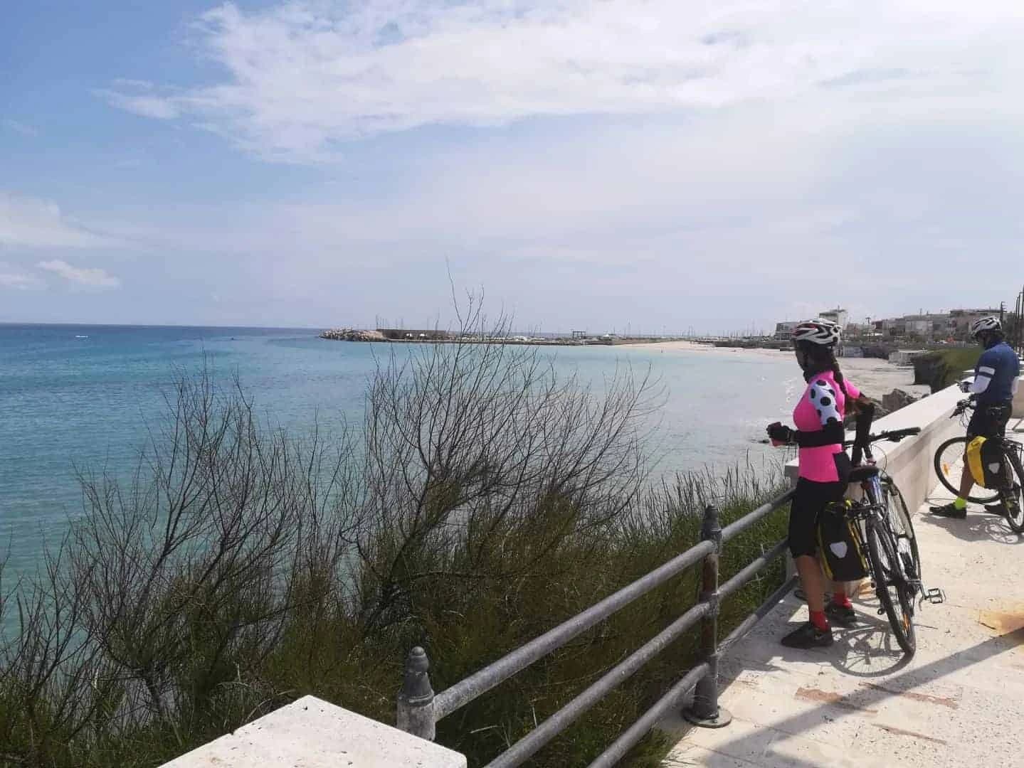 cycling-the-adriatic-coast-in-salento