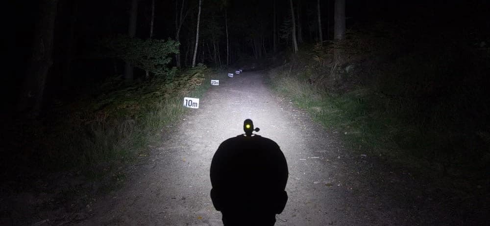 which-lights-for-bikes-to-choose-winter image
