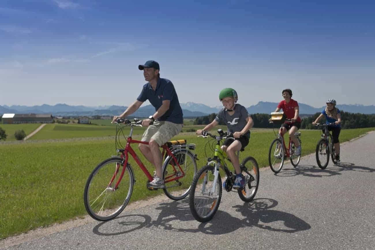 i-10-laghi-di-salisburgo-in-bici-in-famiglia