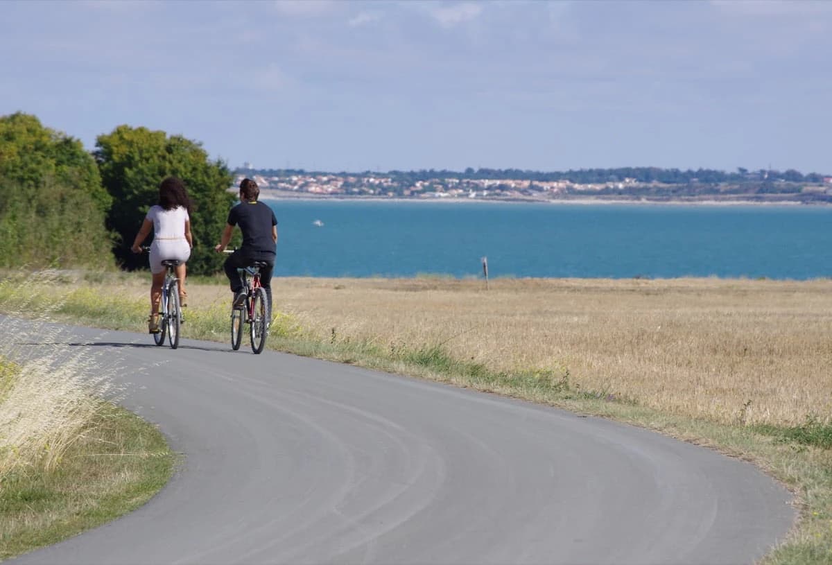 da-cognac-alloceano-atlantico-in-bici