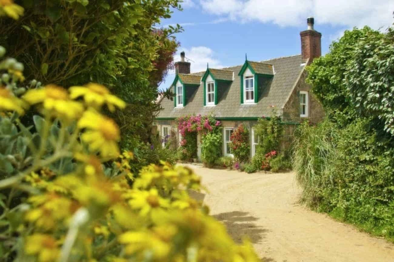 le-isole-della-manica-jersey-guernsey-e-sark-in-bici