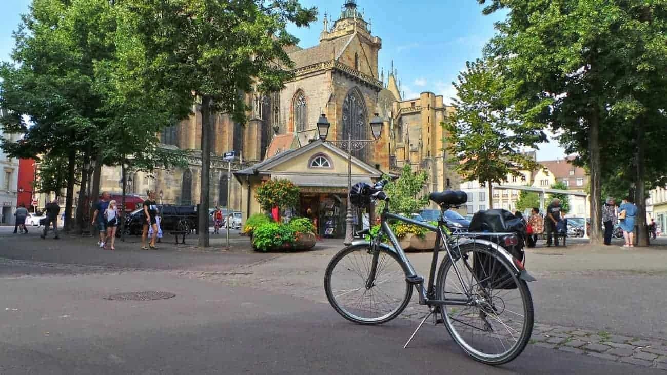 by-bike-among-the-vineyards-of-alsace