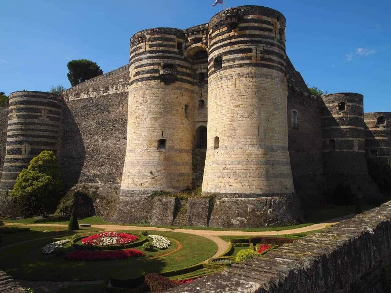 the-loire-by-bike-from-tours-to-angers