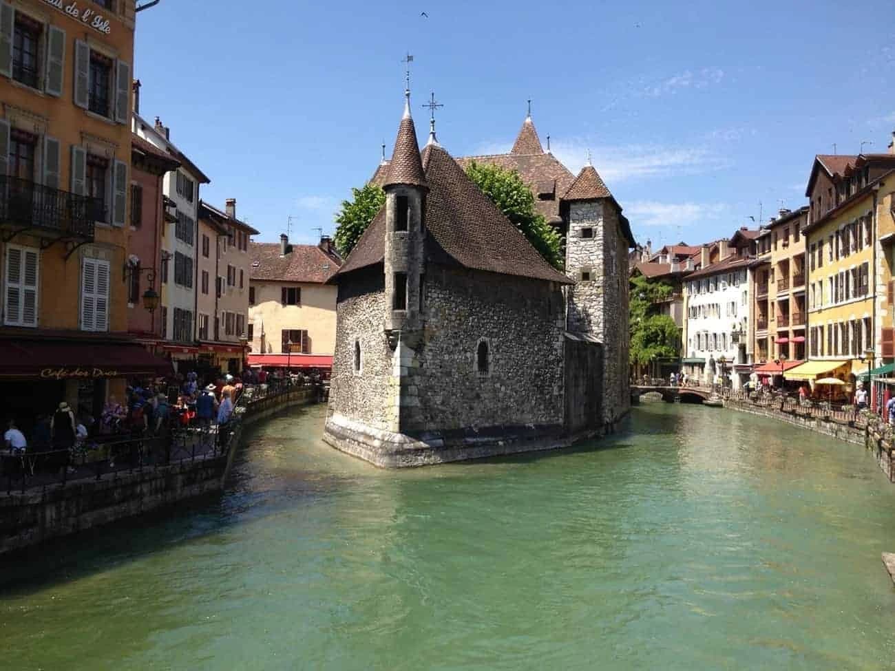 alpine-passes-and-lakes-from-geneva-to-annecy-by-racing-bike