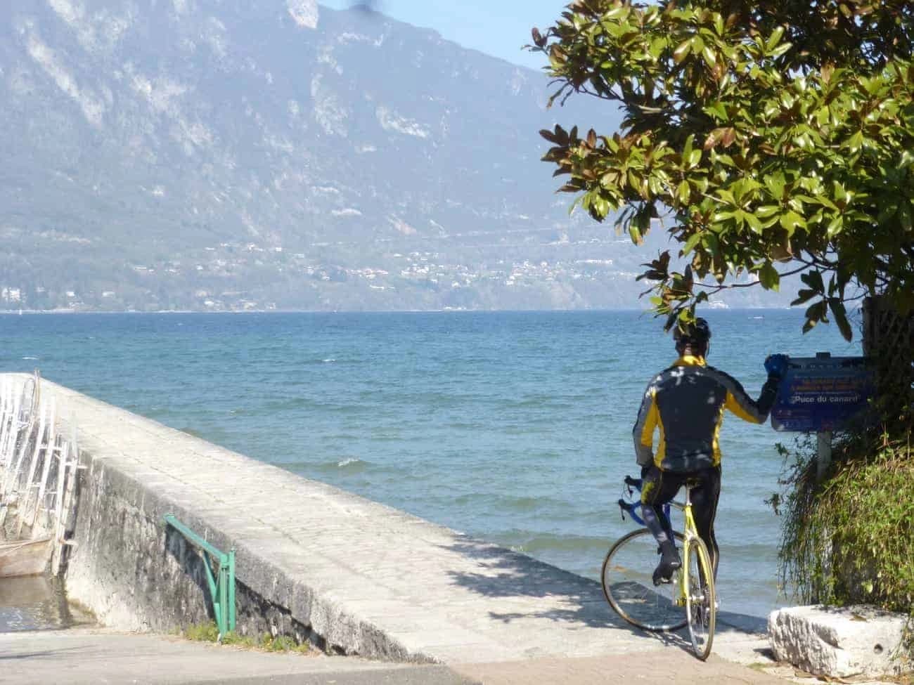 tour-dei-laghi-tra-ginevra-e-le-alpi-francesi-in-bici