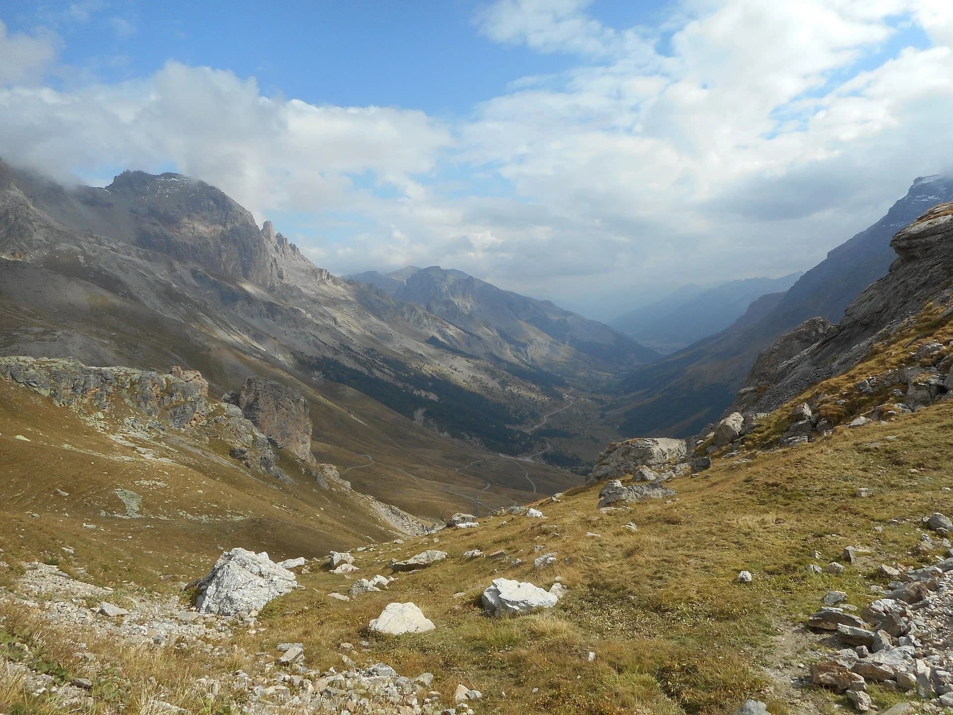 from-mont-ventoux-to-alpe-dhuez-on-road-bike