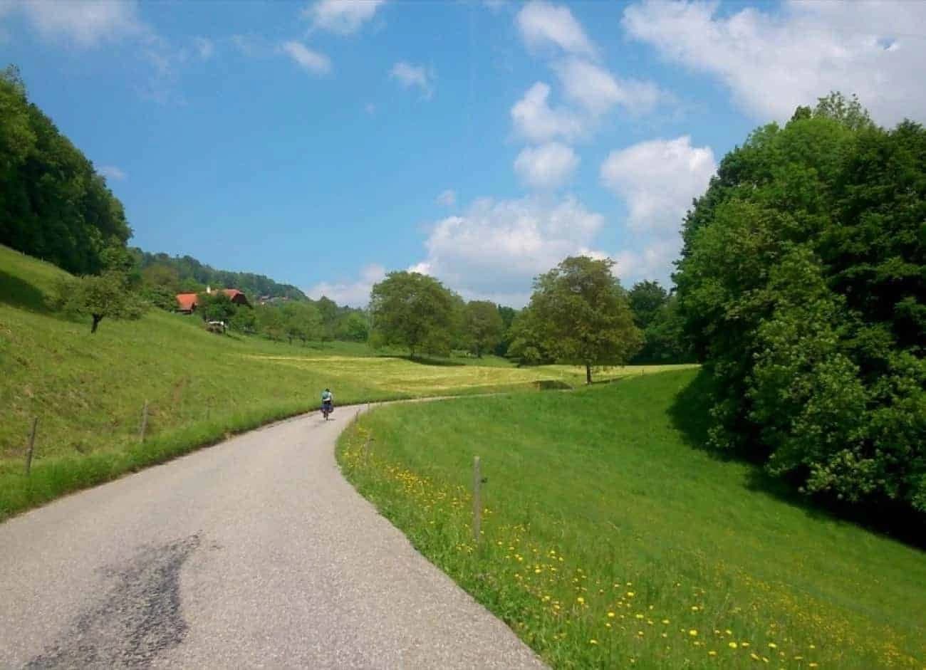 switzerland-by-bike-from-geneva-to-montreux