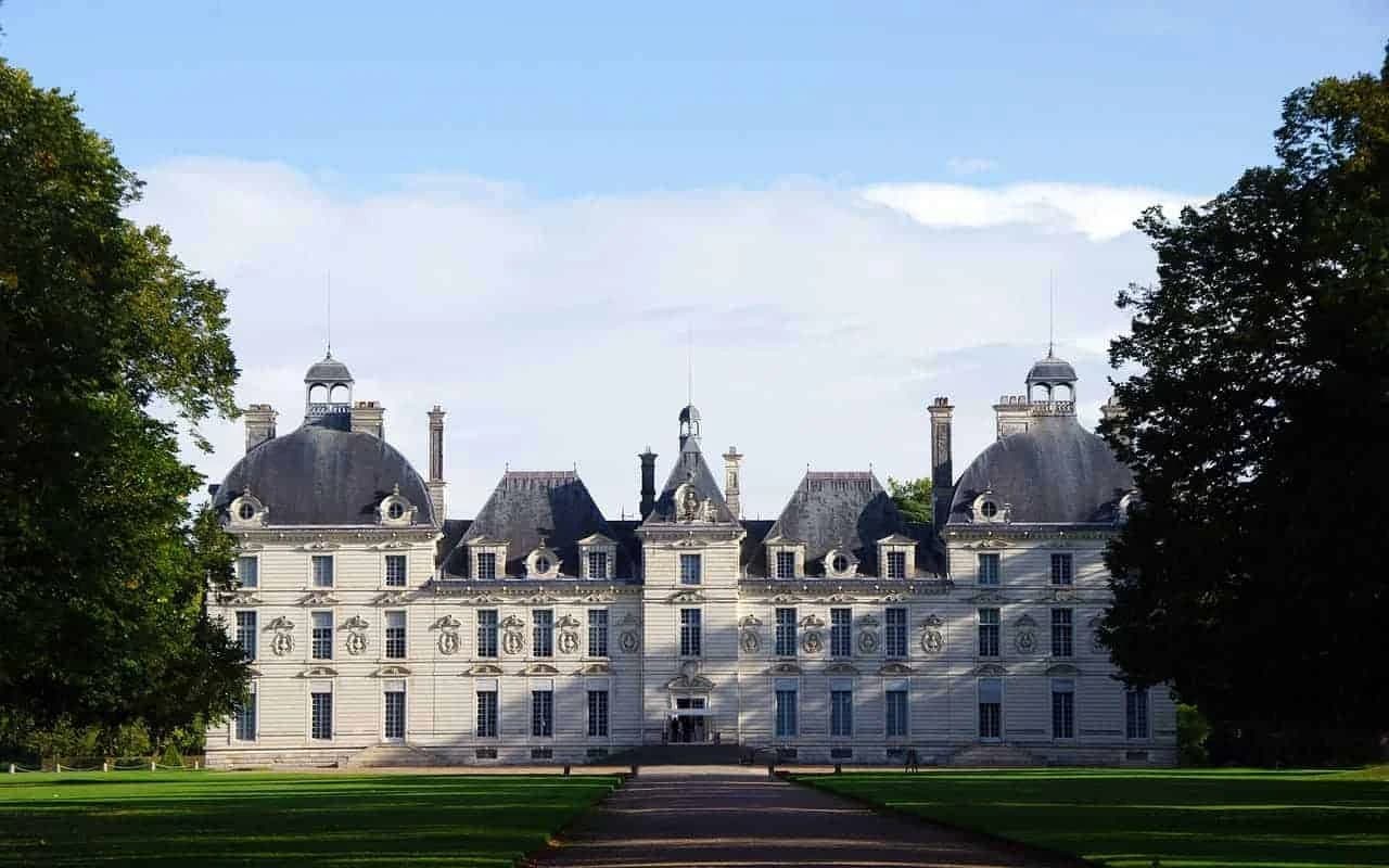 cycling-among-the-loire-castles