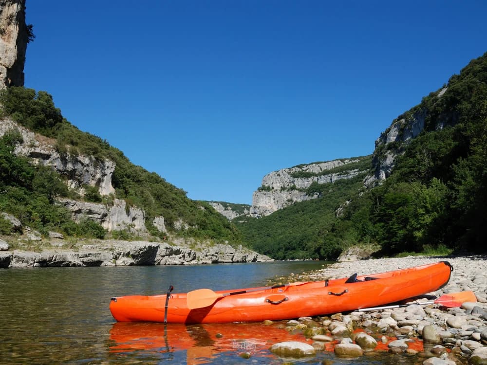 le-gole-dellardeche-in-bicicletta