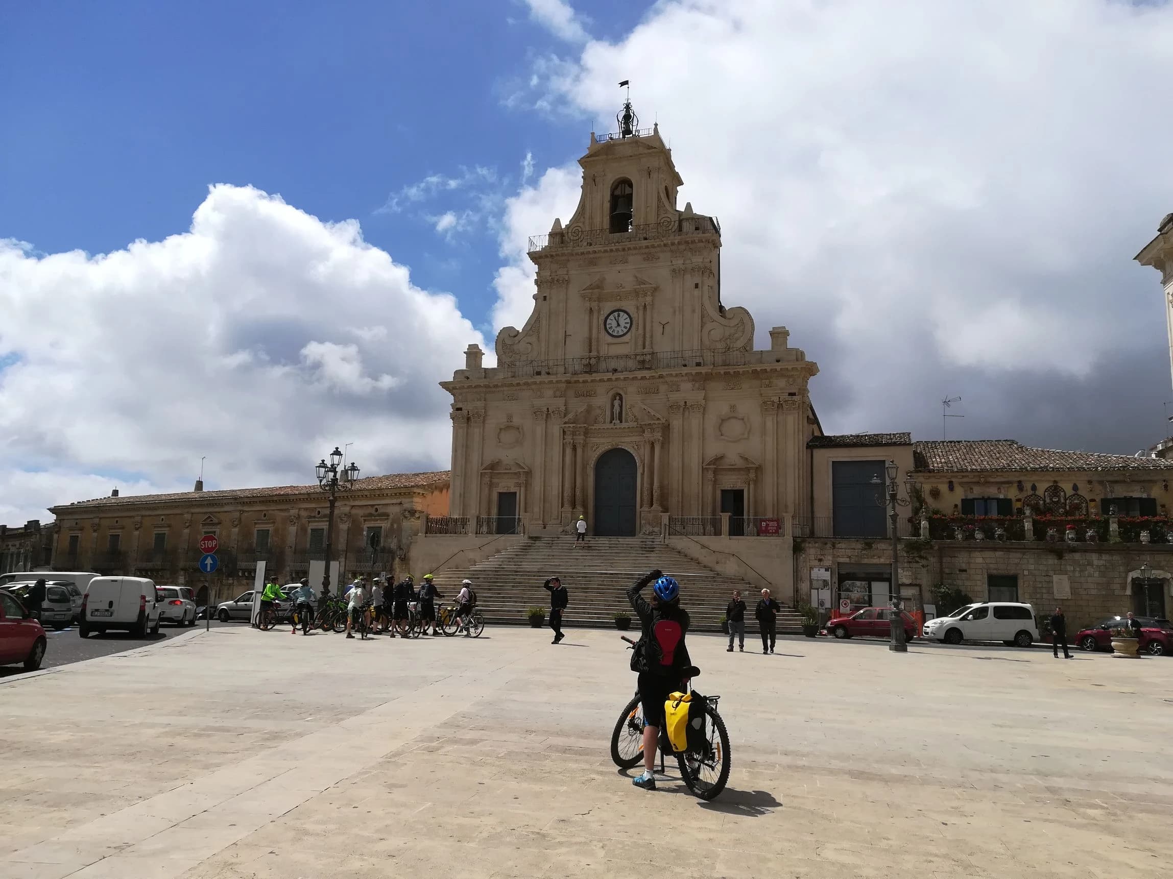 the-baroque-cities-of-eastern-sicily-by-bike