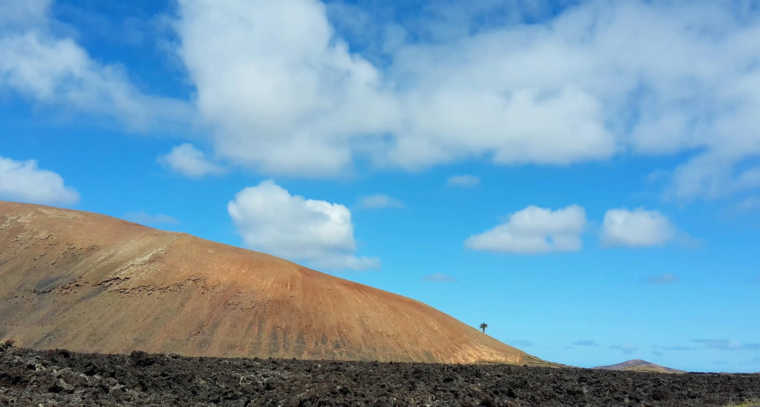 lanzarote-in-bici-nella-terra-dei-vulcani