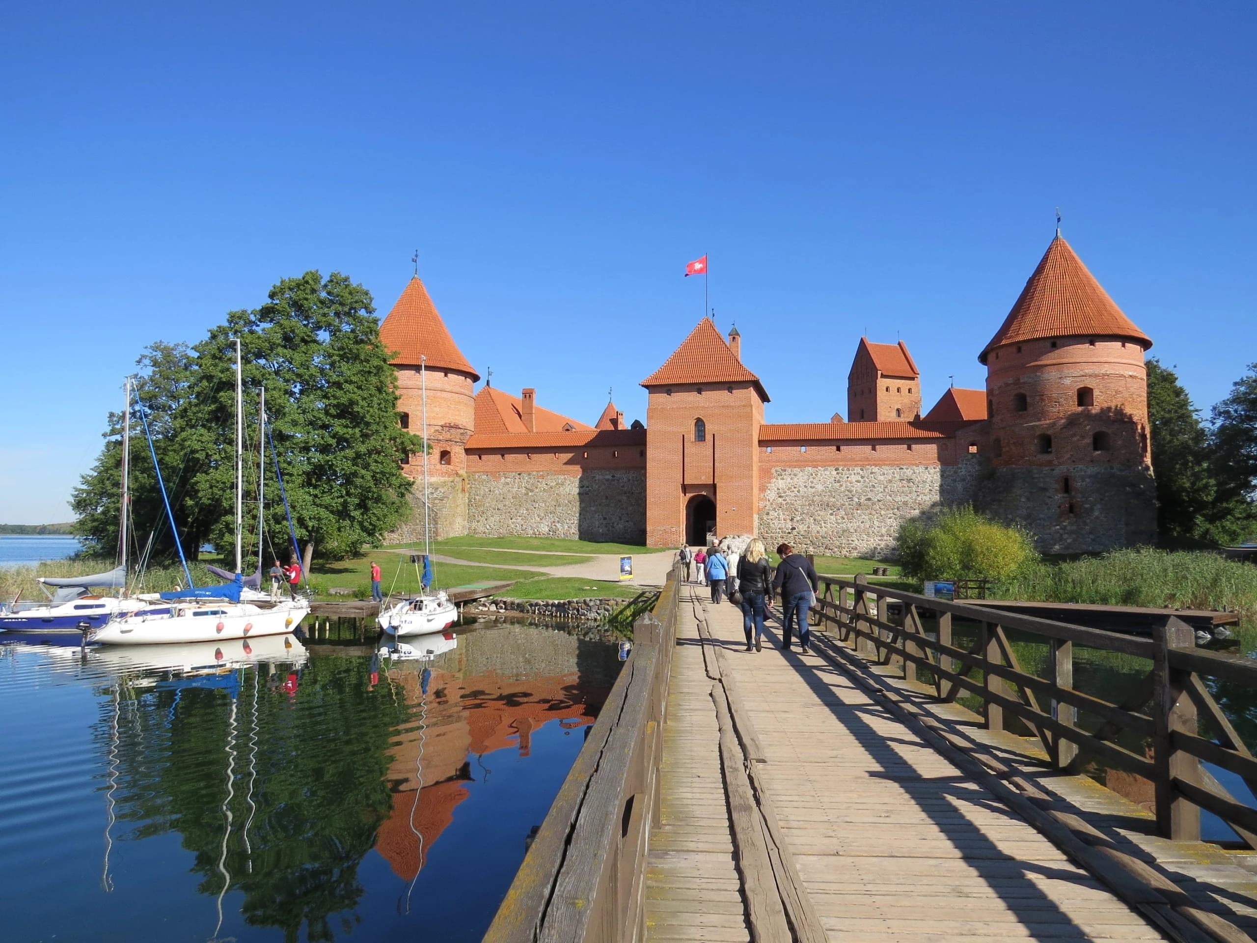 the-baltic-capitals-by-e-bike-vilnius-riga-and-tallinn-in-a-group