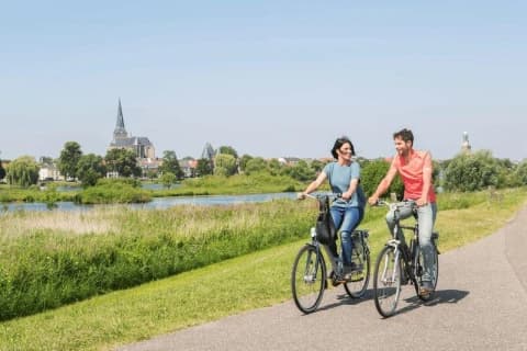 bici-e-barca-tra-le-citta-anseatiche-dolanda