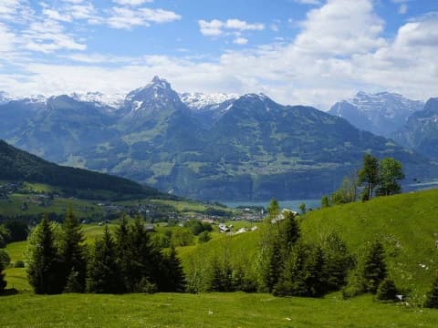 i-laghi-della-svizzera-in-bicicletta-costanza-zurigo-e-walen