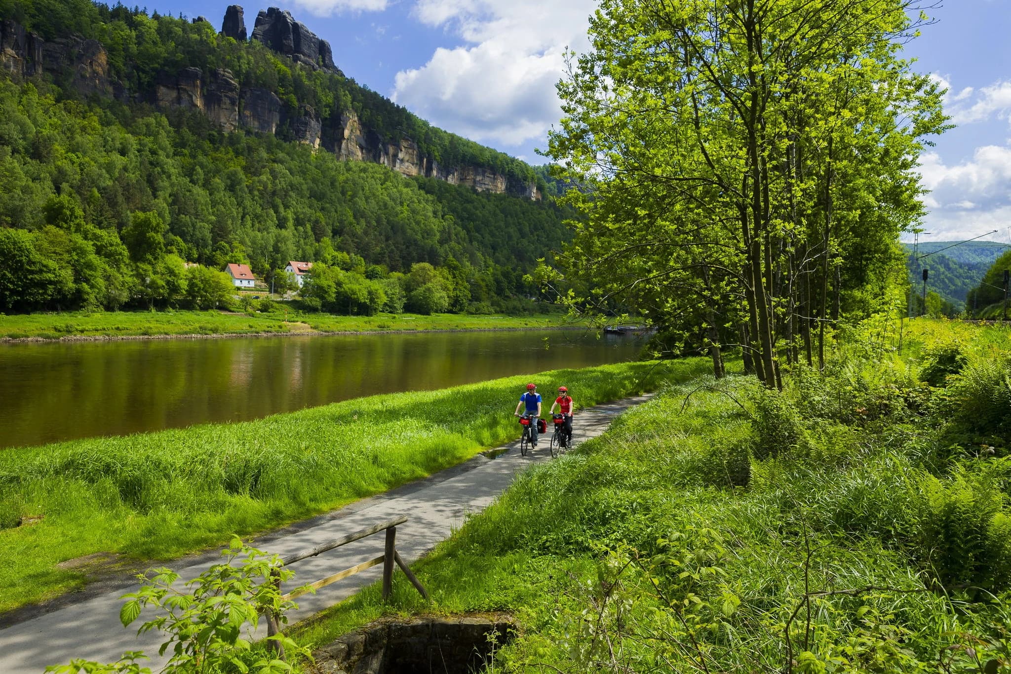 the-elba-bike-path