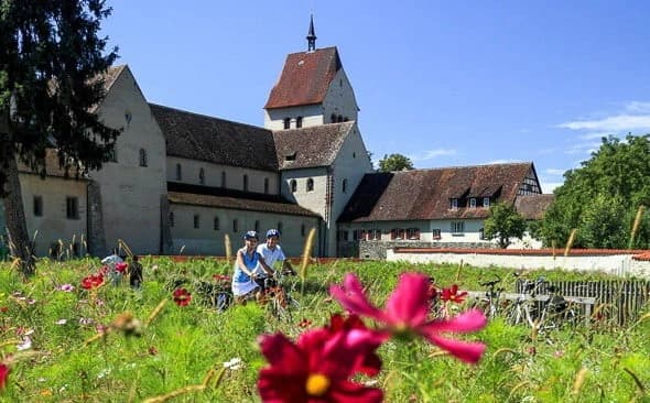lake-constance-and-the-rhine-falls-by-bike