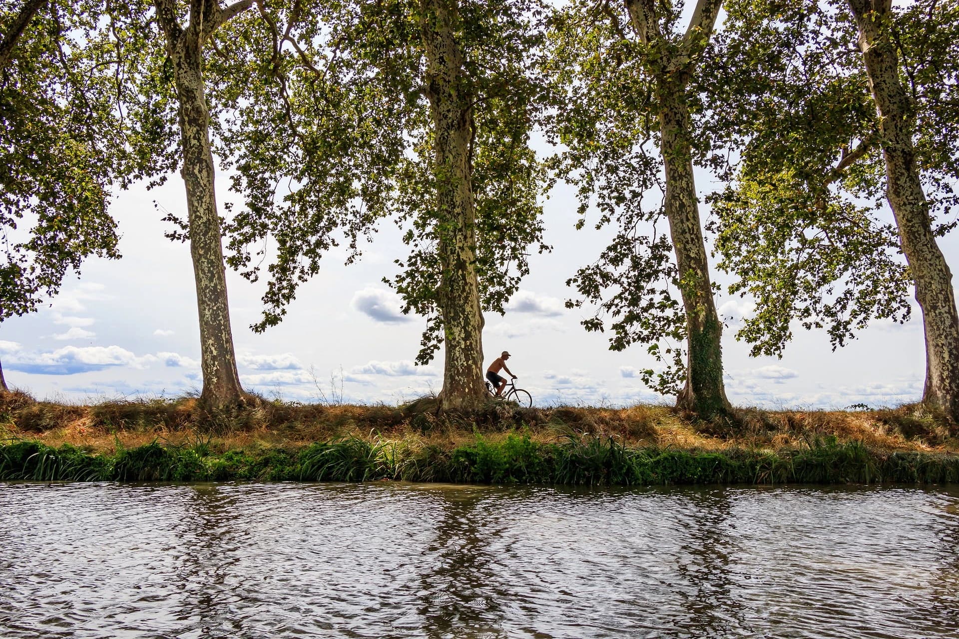 il-canal-de-la-garonne-da-bordeaux-a-toulouse