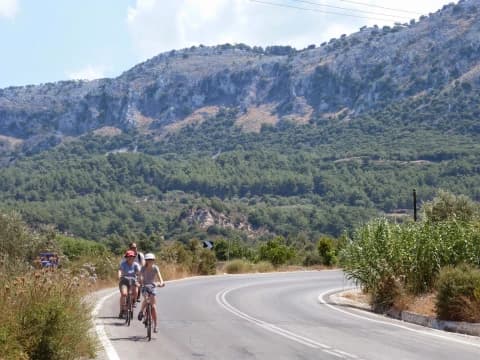 the-island-of-rhodes-by-bicycle