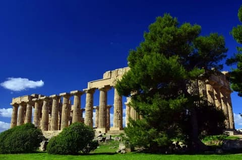 sicilia-in-bicicletta-tra-natura-e-archeologia