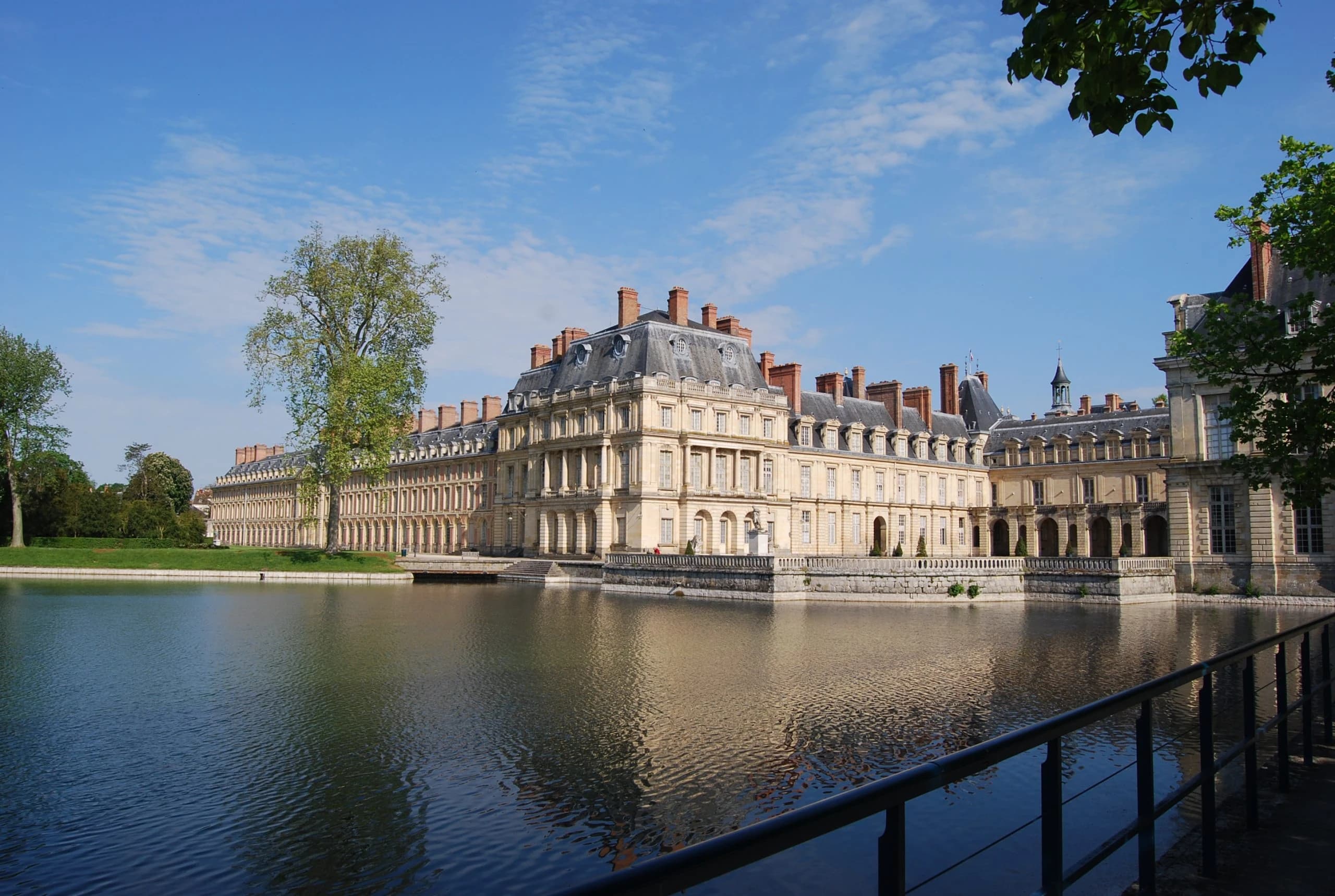 along-the-seine-from-paris-to-montargis