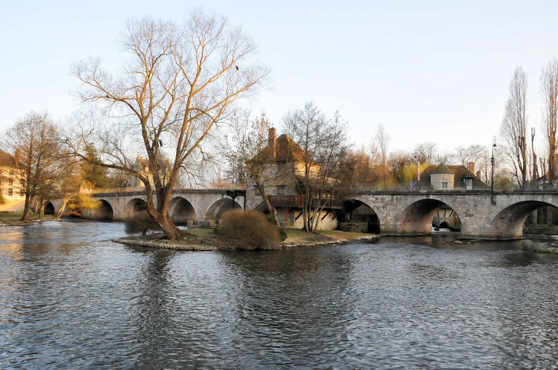 along-the-seine-from-paris-to-montargis