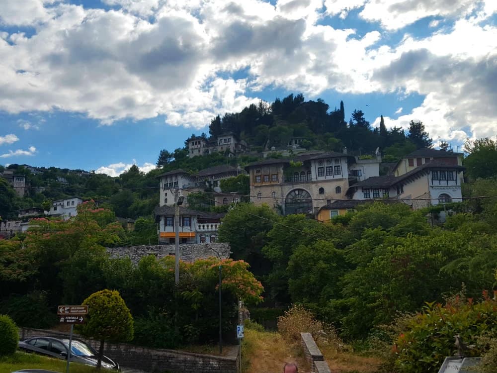 albania-in-bicicletta-i-siti-unesco-e-la-costa-sud