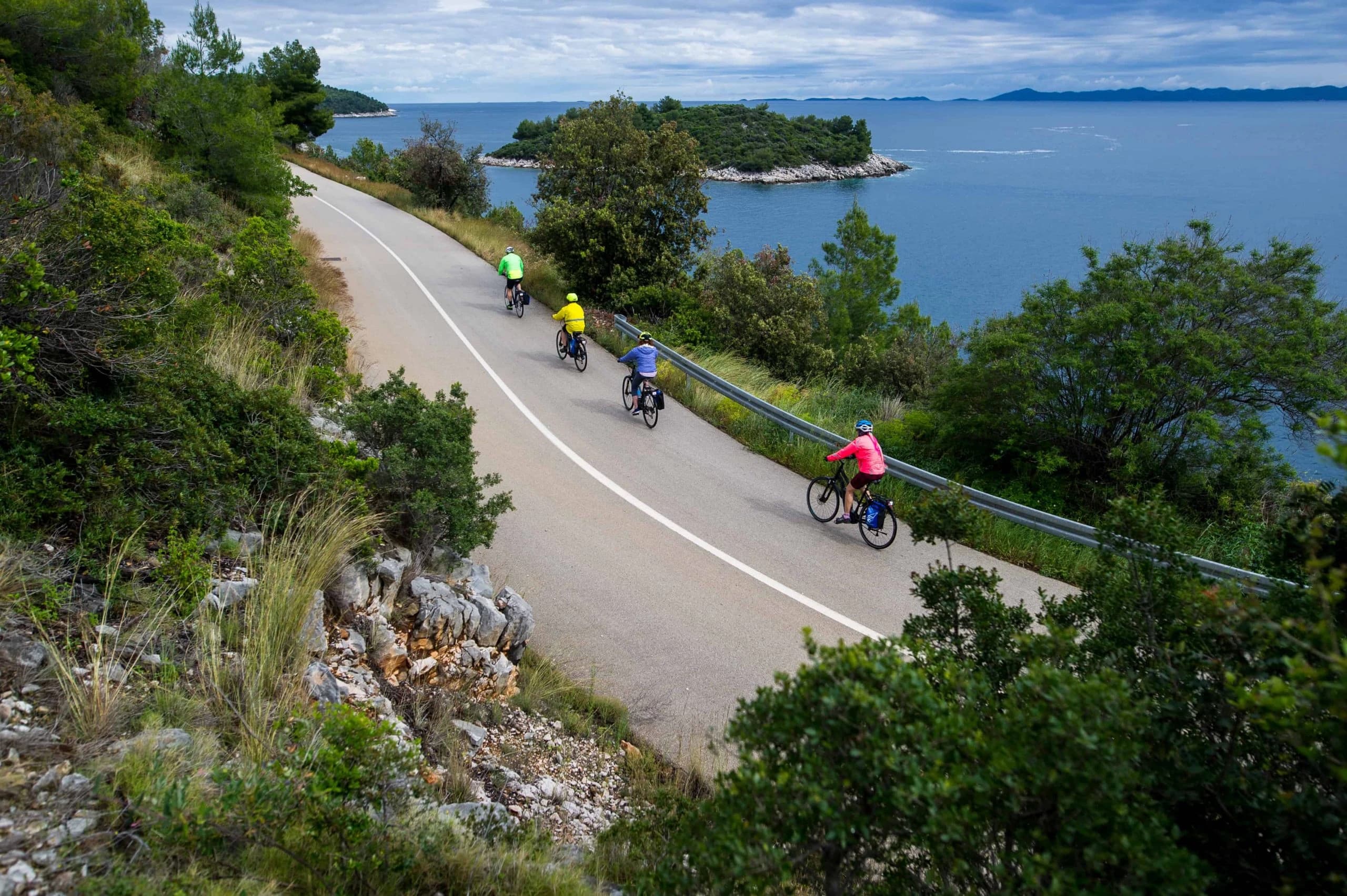 le-isole-della-dalmazia-meridionale-in-bici-e-barca-1st-class