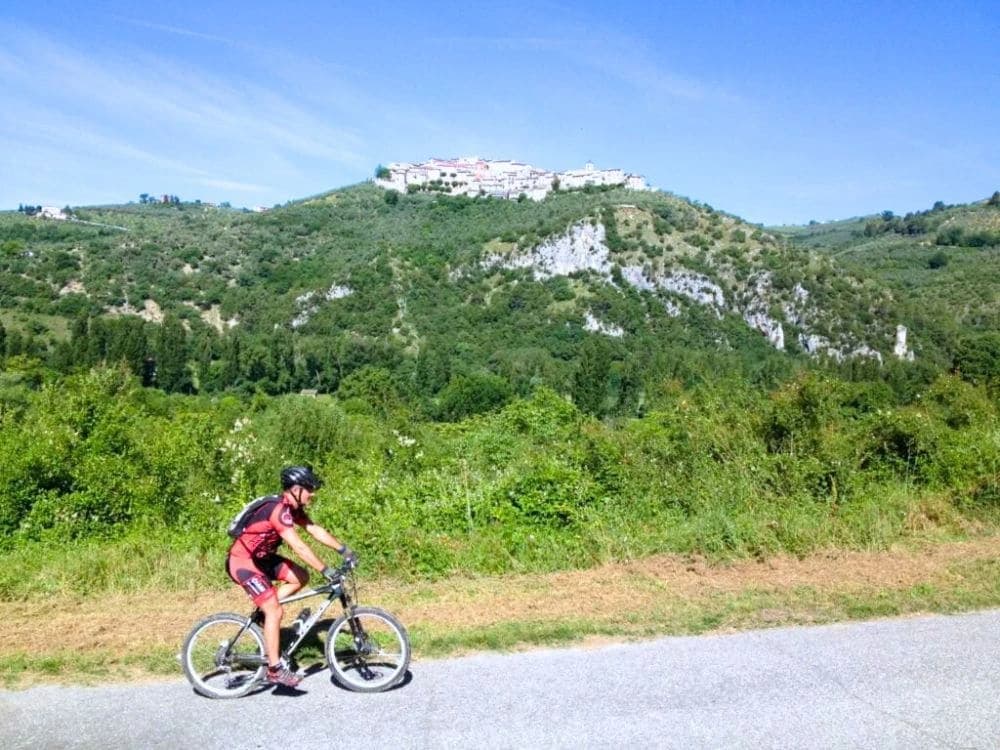 la-greenway-del-fiume-nera-in-e-bike