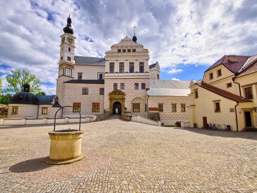la-ciclabile-dellelba-dalla-foce-a-praga