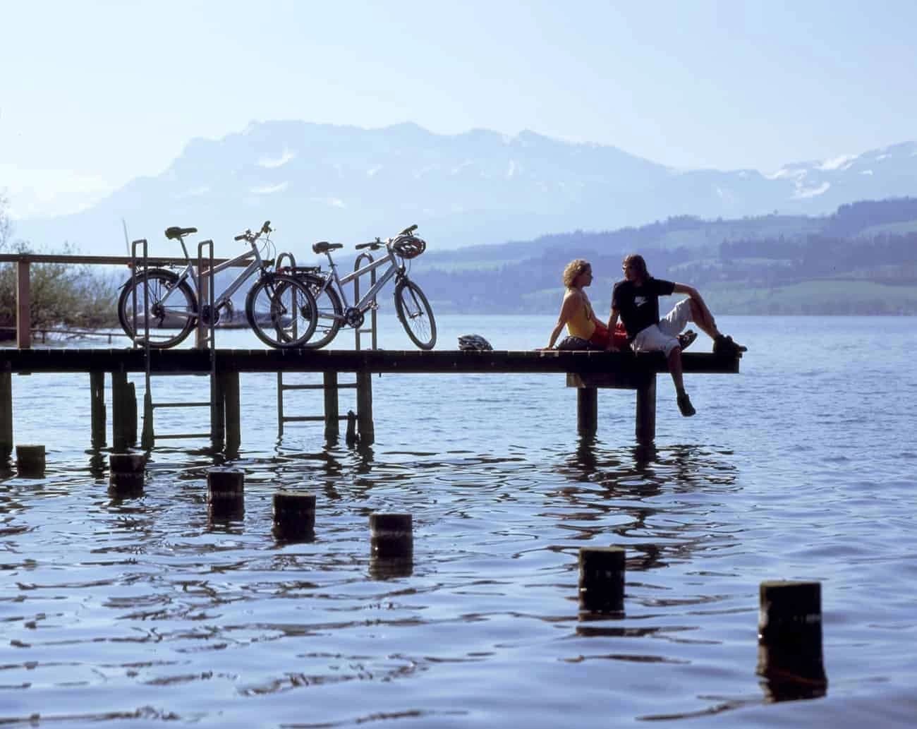 the-most-beautiful-lakes-of-switzerland-by-bike