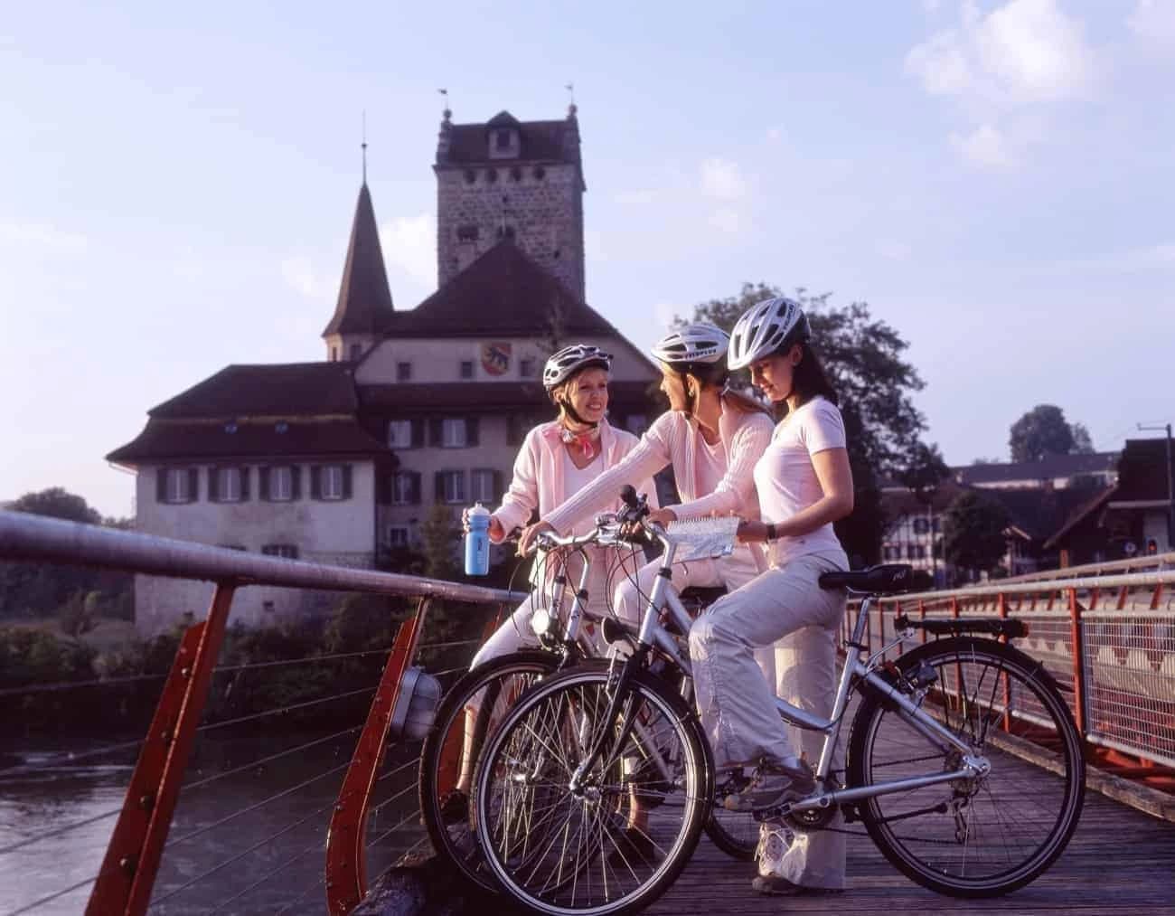 by-bike-along-the-aare-river-from-source-to-aarau