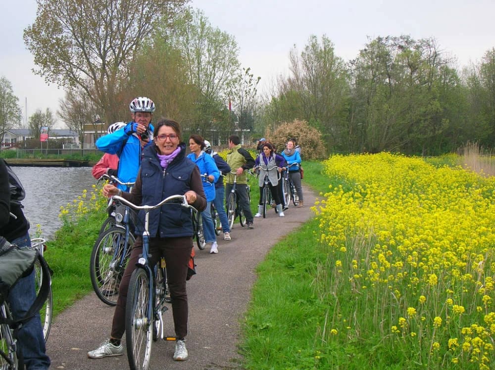 il-tour-dei-tulipani-in-bici-e-barca-premium-plus