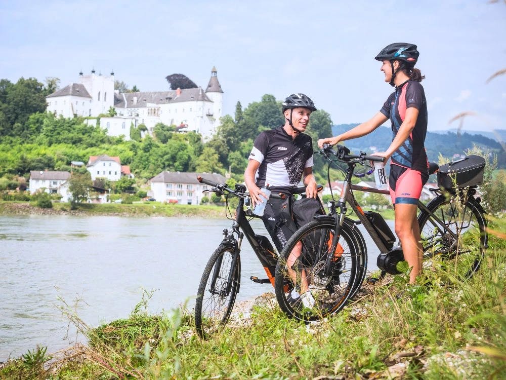 the-danube-cycle-path-from-passau-to-vienna-via-melk