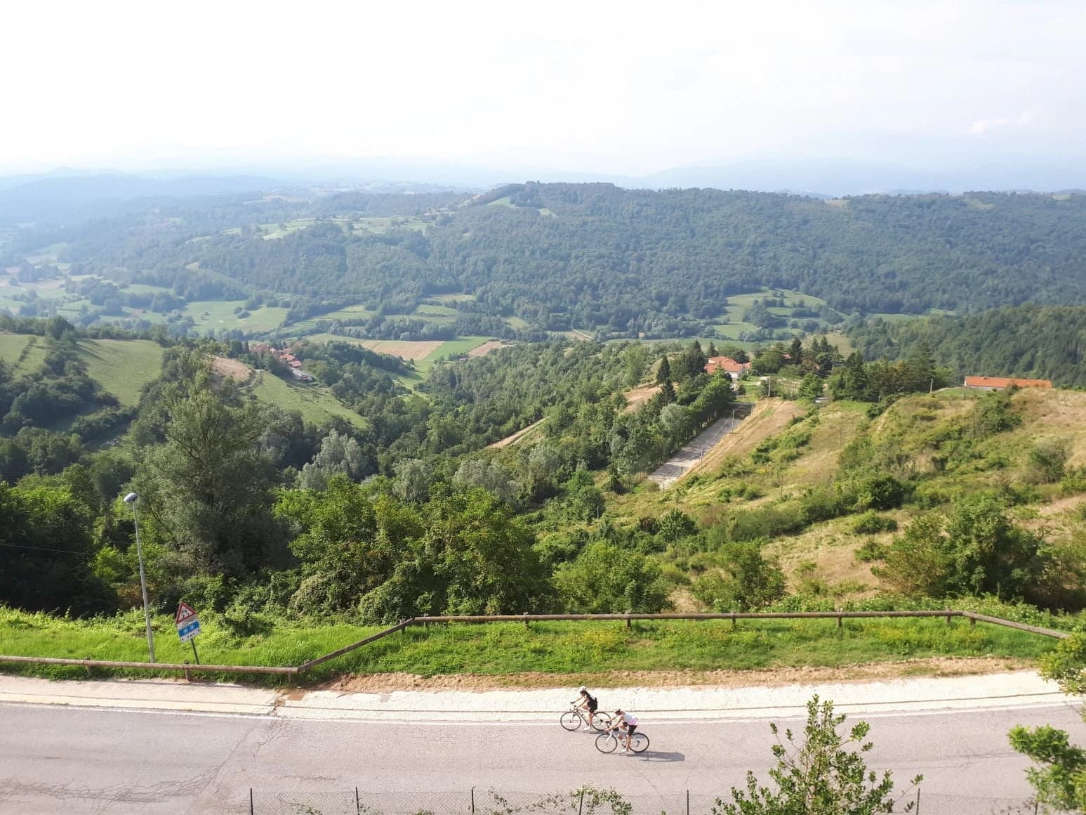 piedmont-cycling-the-hills-of-barolo