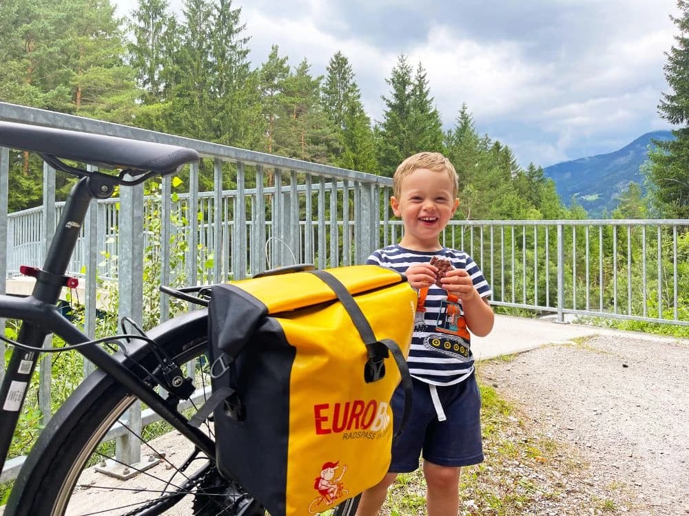 lungo-la-ciclabile-della-drava-con-i-bambini