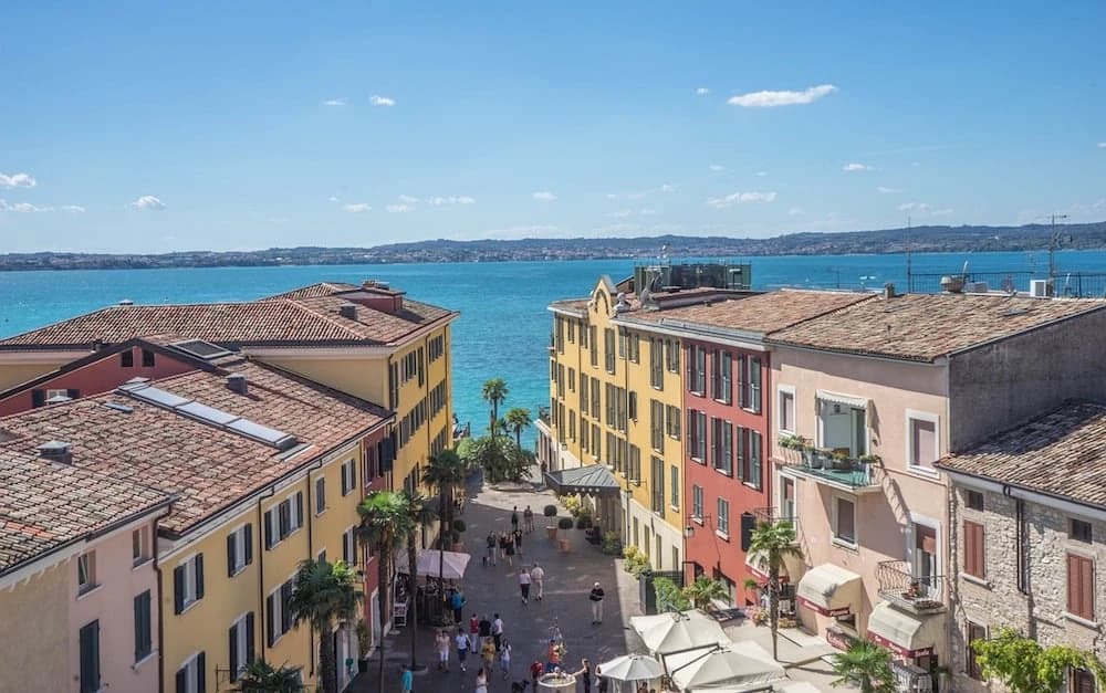 lago-di-garda-bici-piedi image