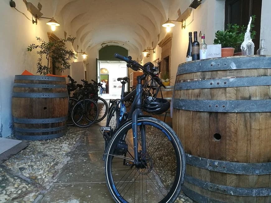 the-most-beautiful-villages-in-italy-by-e-bike