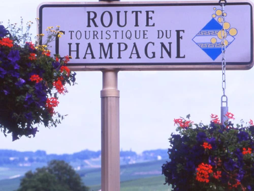 discovering-france-and-the-cradle-of-champagne-by-bicycle