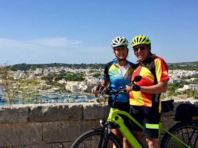 trulli-e-salento-bike-beach