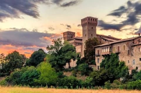 andar-per-borghi-in-e-bike-vignola-e-savignano-sul-panaro