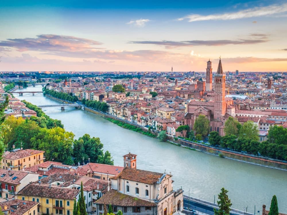Visit Verona by bike: 10 places to see visit-verona-by-bicycle-unmissable-places image