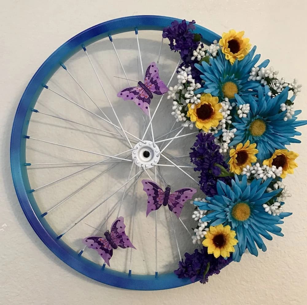 Riciclo creativo: come trasformare in arte le vecchie biciclette in disuso riciclo-creativo-come-trasformare-vecchie-biciclette-in-arte image