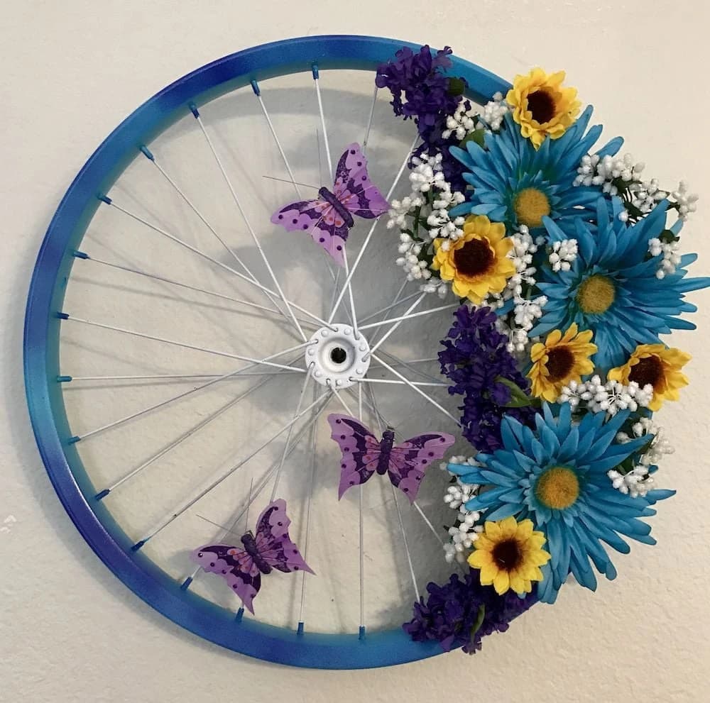 Riciclo creativo: come trasformare in arte le vecchie biciclette in disuso riciclo-creativo-come-trasformare-vecchie-biciclette-in-arte image