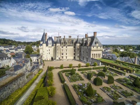 the-loire-by-bike-from-tours-to-angers