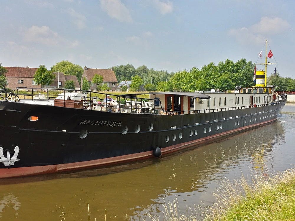 tra-olanda-e-fiandre-da-amsterdam-a-bruges-in-bici-e-barca-fluvius-2