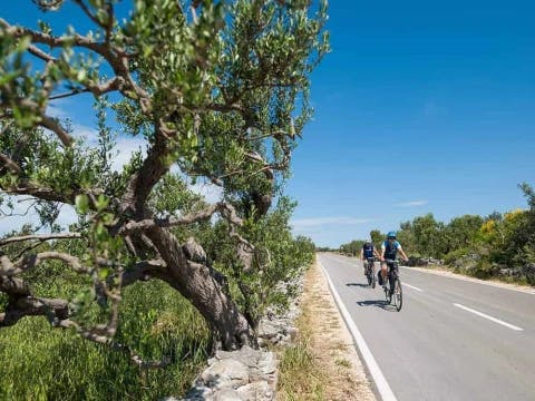 national-parks-of-dalmatia-by-bike-and-yacht