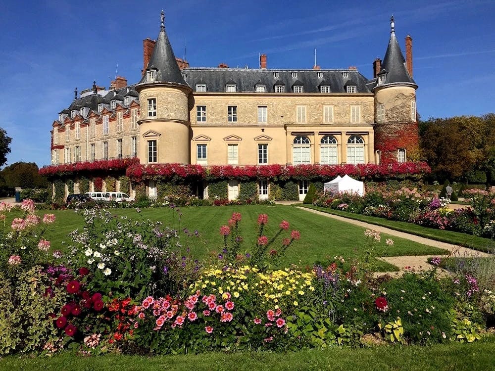 from-fontainebleau-to-versailles-by-bike-in-5-days