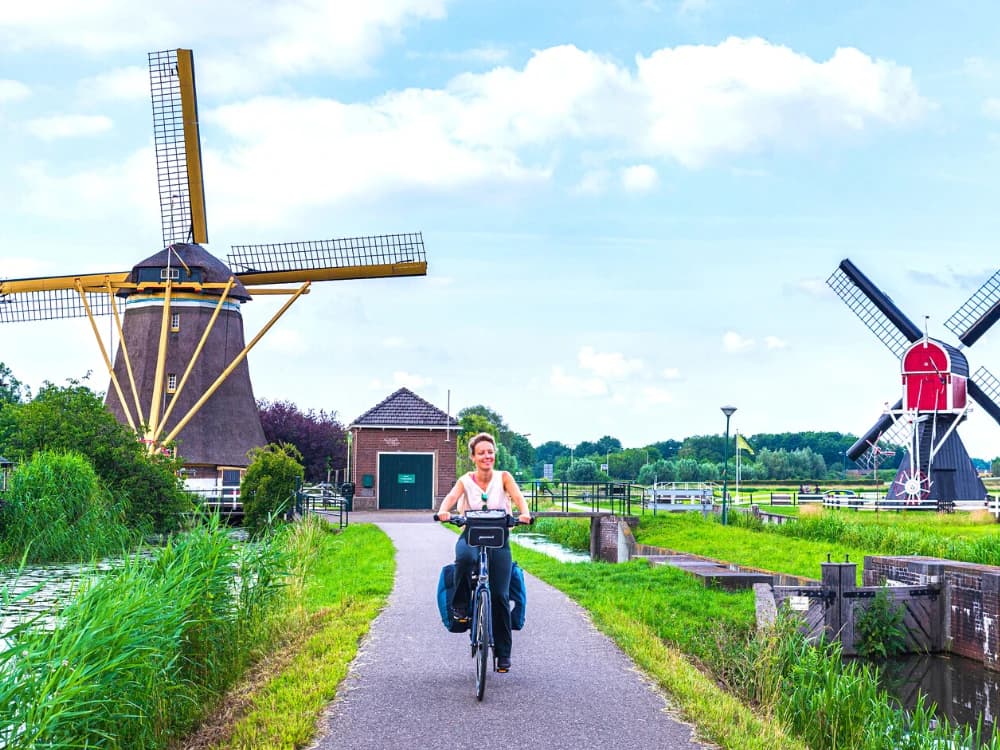 By Bike and Boat between the Hanseatic Cities of Holland