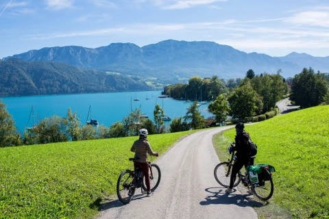 the-salzkammergut-cycle-path-and-the-10-lakes-of-salzburg